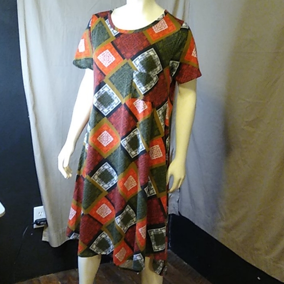 LuLaRoe Dresses & Skirts - 🌟 LuLaRoe Colorful Hi-Lo Dress Size L